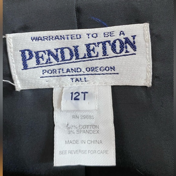 Pendleton, black button front blazer size 12 tall - Picture 3 of 7